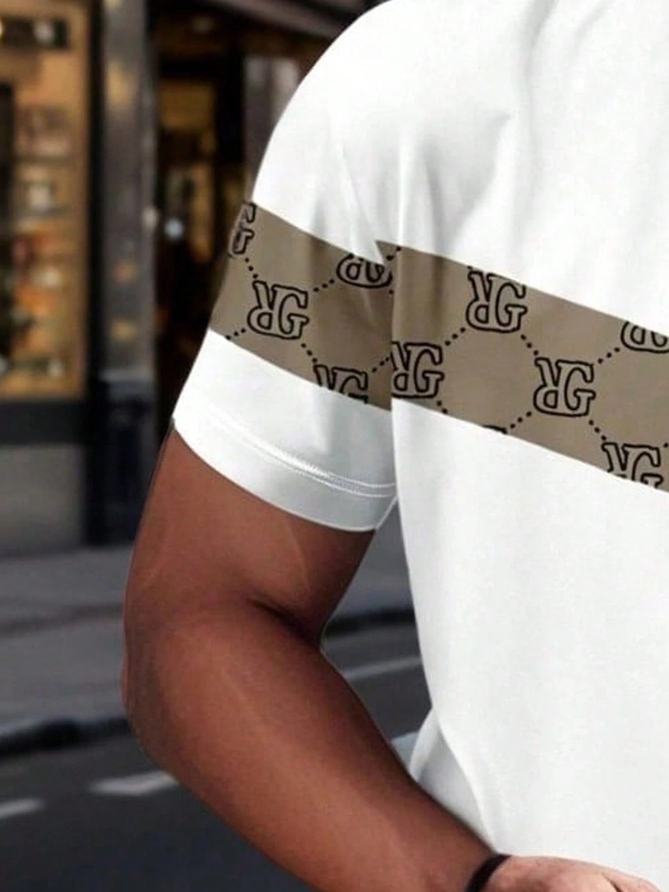 Męski garnitur na lato 2026 z  – Men'S Fashion For Summer 2026 recenzja i cena
