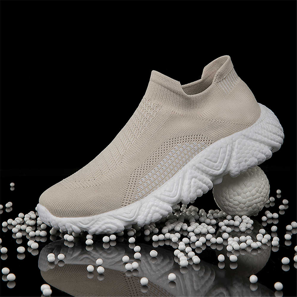 Płaskie wyglądające sneakersy  – Men Fashion Vintage recenzja i cena
